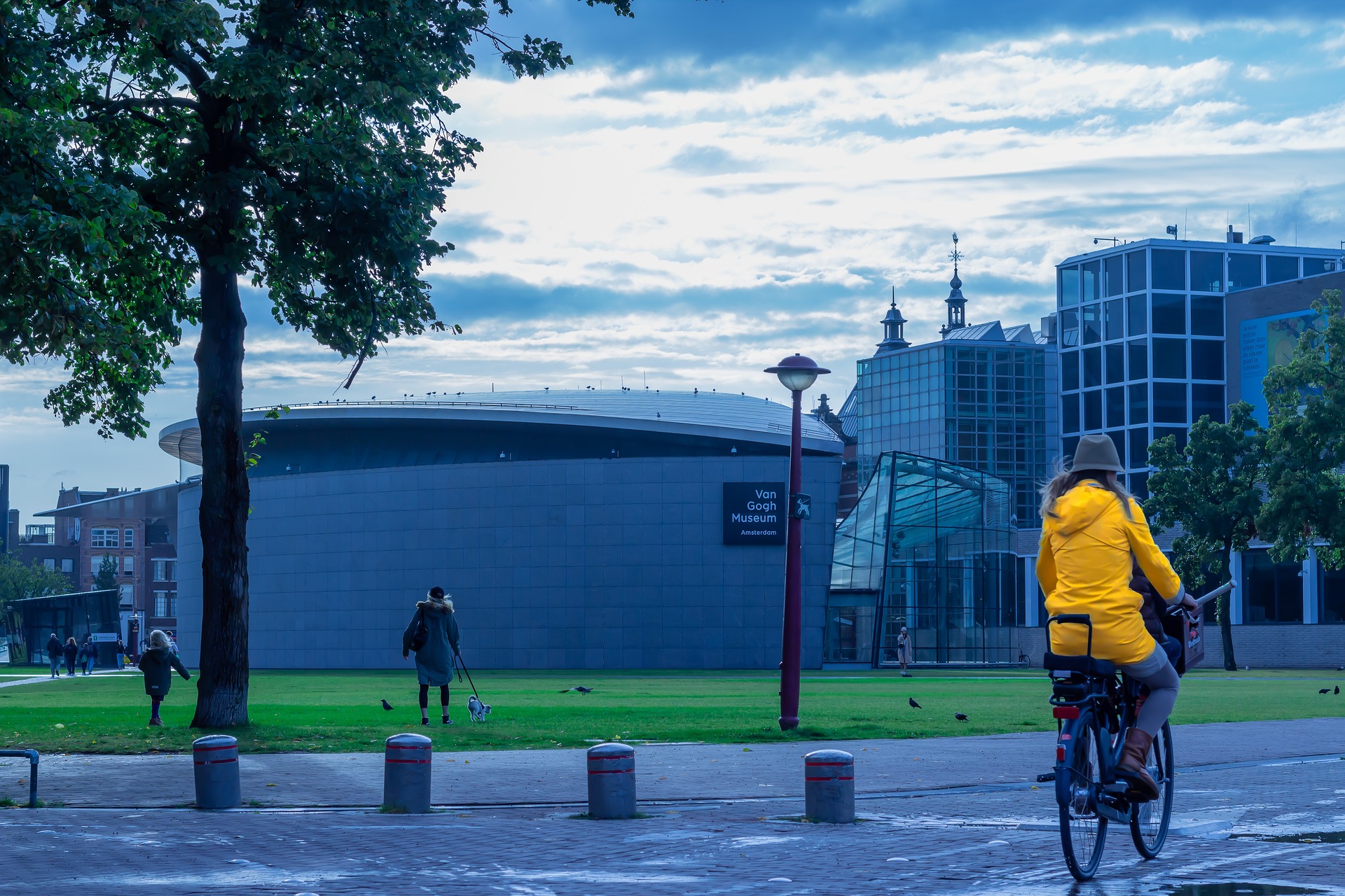 van gogh museum amsterdam